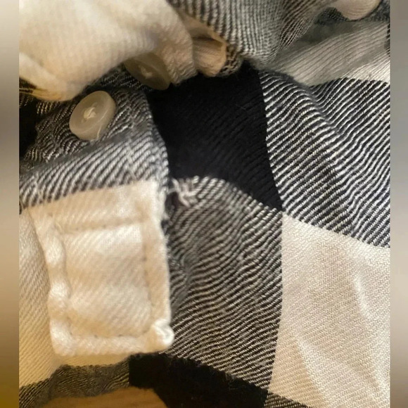 💥Lucky Brand Women Buffalo Plaid Buttons Down Top Black & White M - Picture 12 of 12
